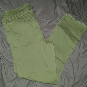 Green Mid-Rise Skinny Denim Sz. 6 NWOT